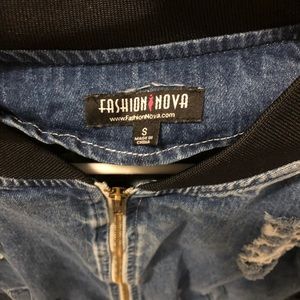 Fashion Nova distressed denim jacket size S
